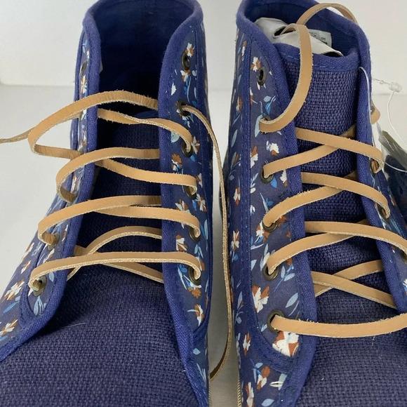 Toms Wmn Camarillo Deep Cobal Floral High Top Sneakers 9.5 - Picture 2 of 8